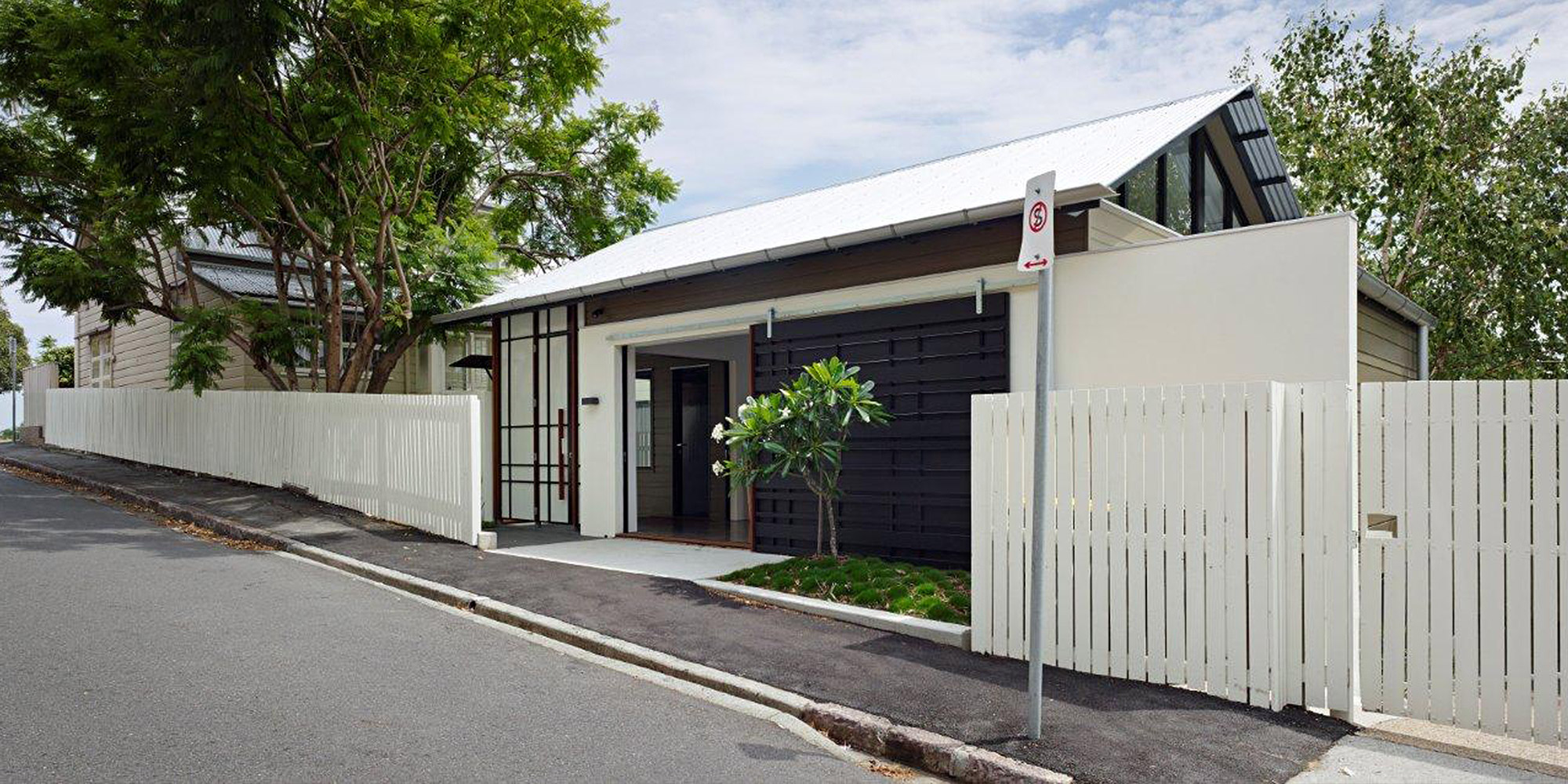 Spiro Grace Art Rooms